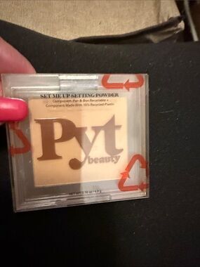 PTY Beauty Set Me Up Setting Powder in Light Peach - NEW